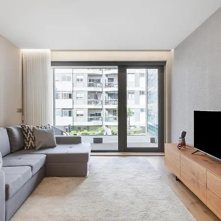 Avenue 104 @ Renovato, Bonfim 포르투