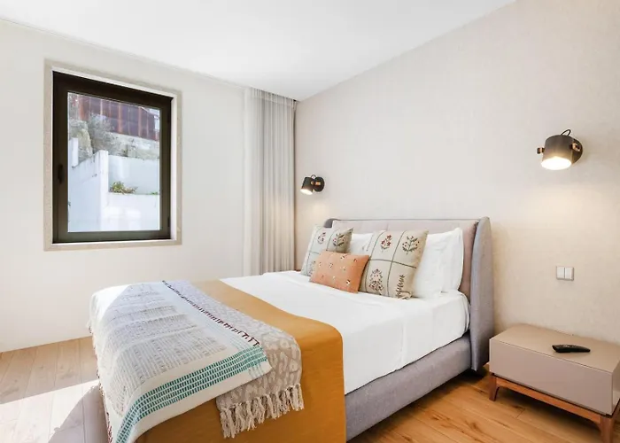 Avenue 104 @ Renovato, Bonfim 아파트 포르투